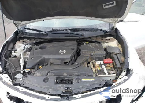 2015 Nissan Altima 2.5/2.5 S/2.5 Sl/2.5 Sv z USA, uszkodzony, nr VIN 1N4AL3AP0FC272568